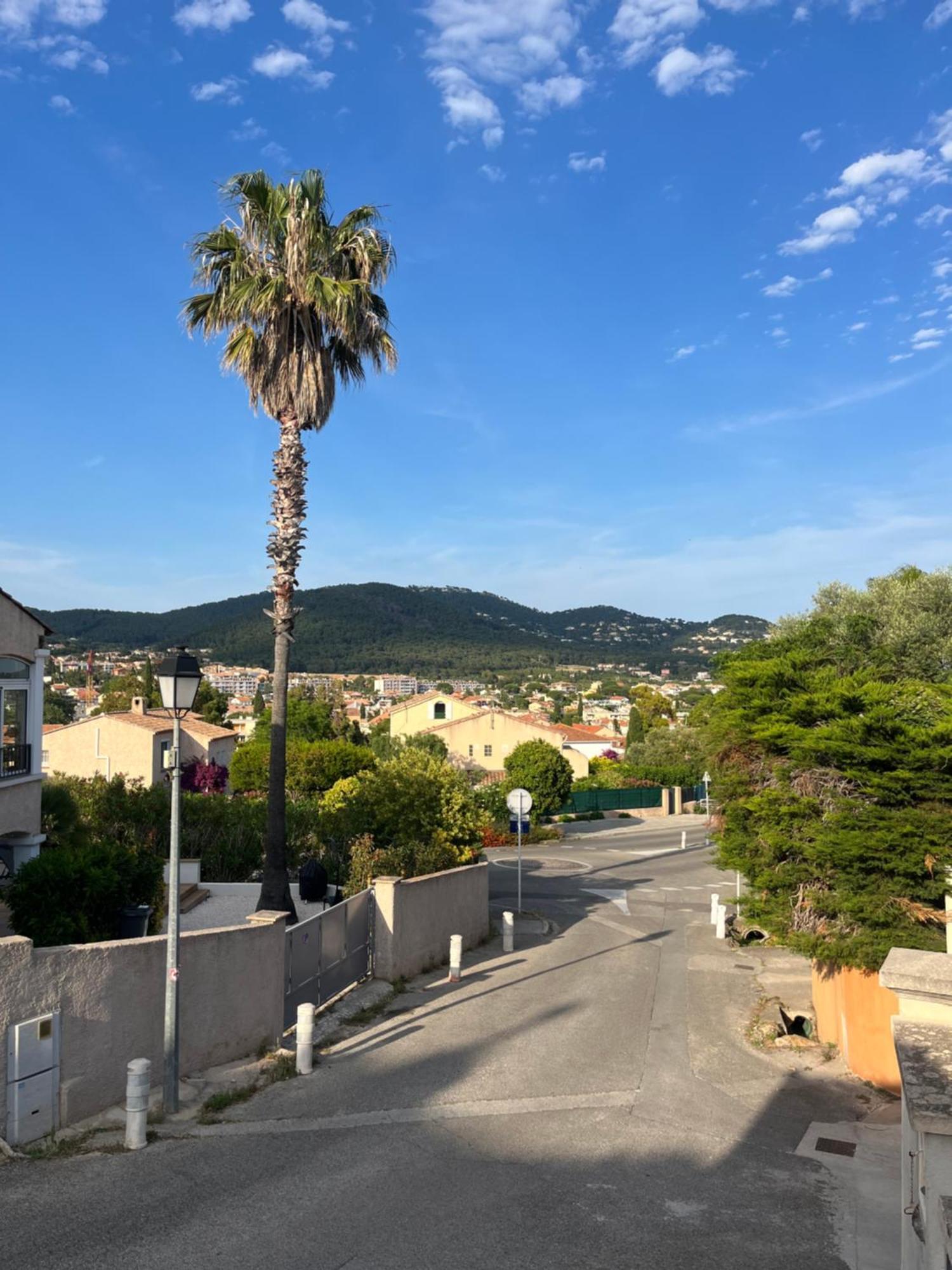 Charmant Bas De Villa Avec Terrasse A Proximite De La Plage Et Du Port การ์เกราน ภายนอก รูปภาพ